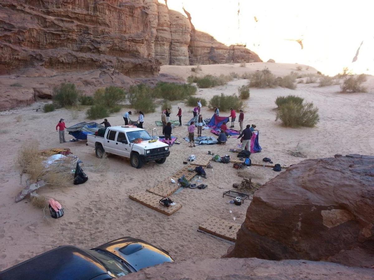 Hotel Zawaideh Desert Camp Wadi Rum Esterno foto