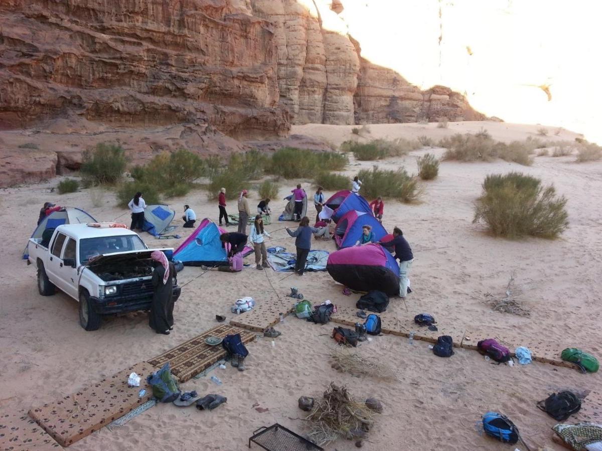 Hotel Zawaideh Desert Camp Wadi Rum Esterno foto