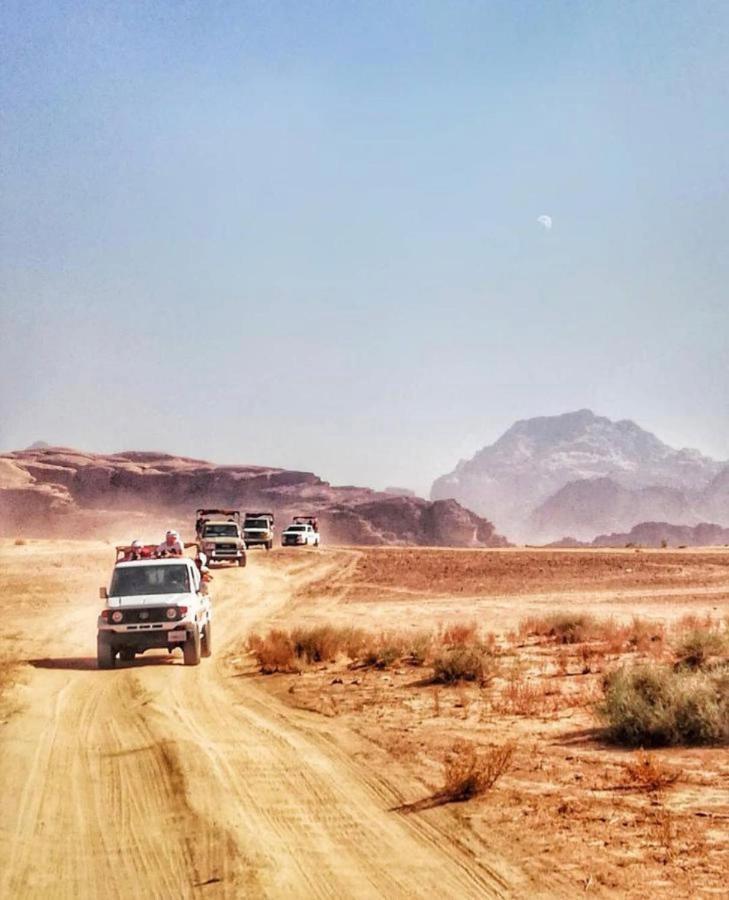 Hotel Zawaideh Desert Camp Wadi Rum Esterno foto