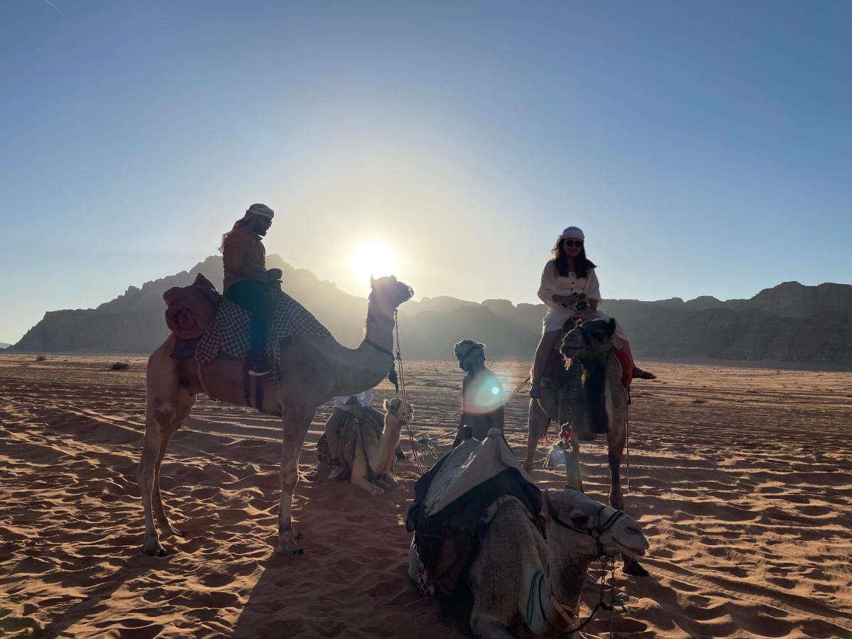 Hotel Zawaideh Desert Camp Wadi Rum Esterno foto