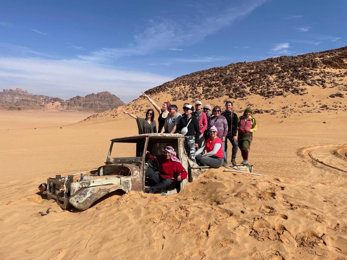 Hotel Zawaideh Desert Camp Wadi Rum Esterno foto