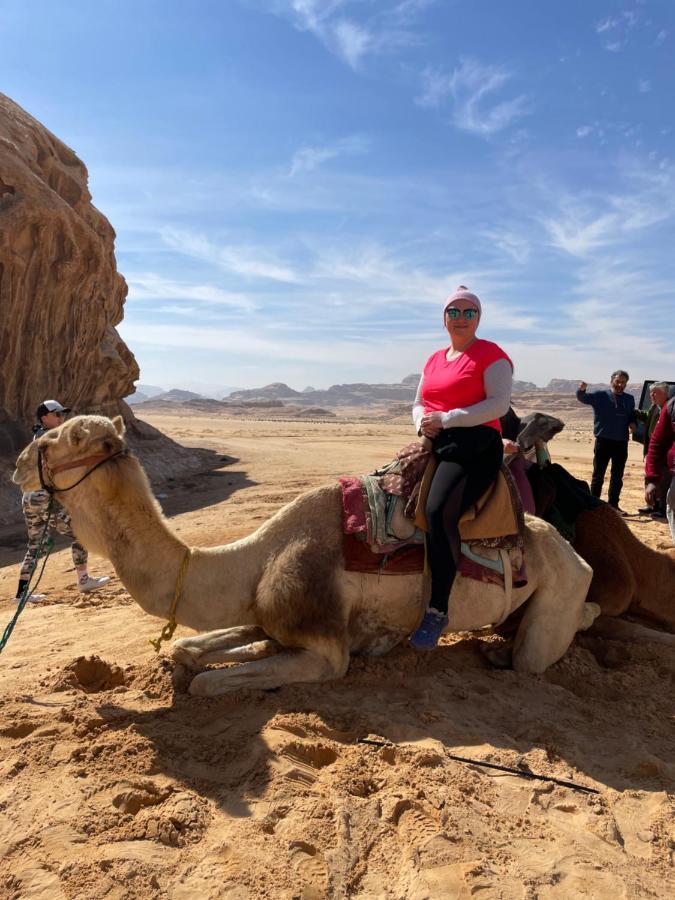 Hotel Zawaideh Desert Camp Wadi Rum Esterno foto