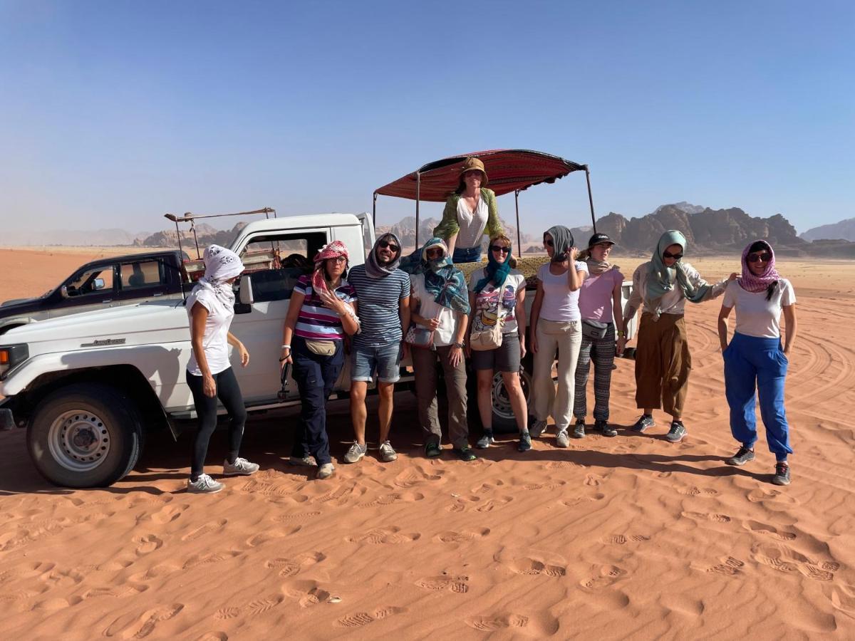 Hotel Zawaideh Desert Camp Wadi Rum Esterno foto