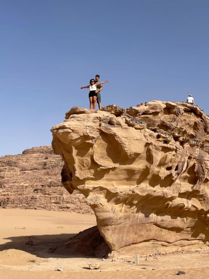 Hotel Zawaideh Desert Camp Wadi Rum Esterno foto